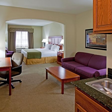 Holiday Inn Express Hotel And Suites Ada By Ihg Cameră foto