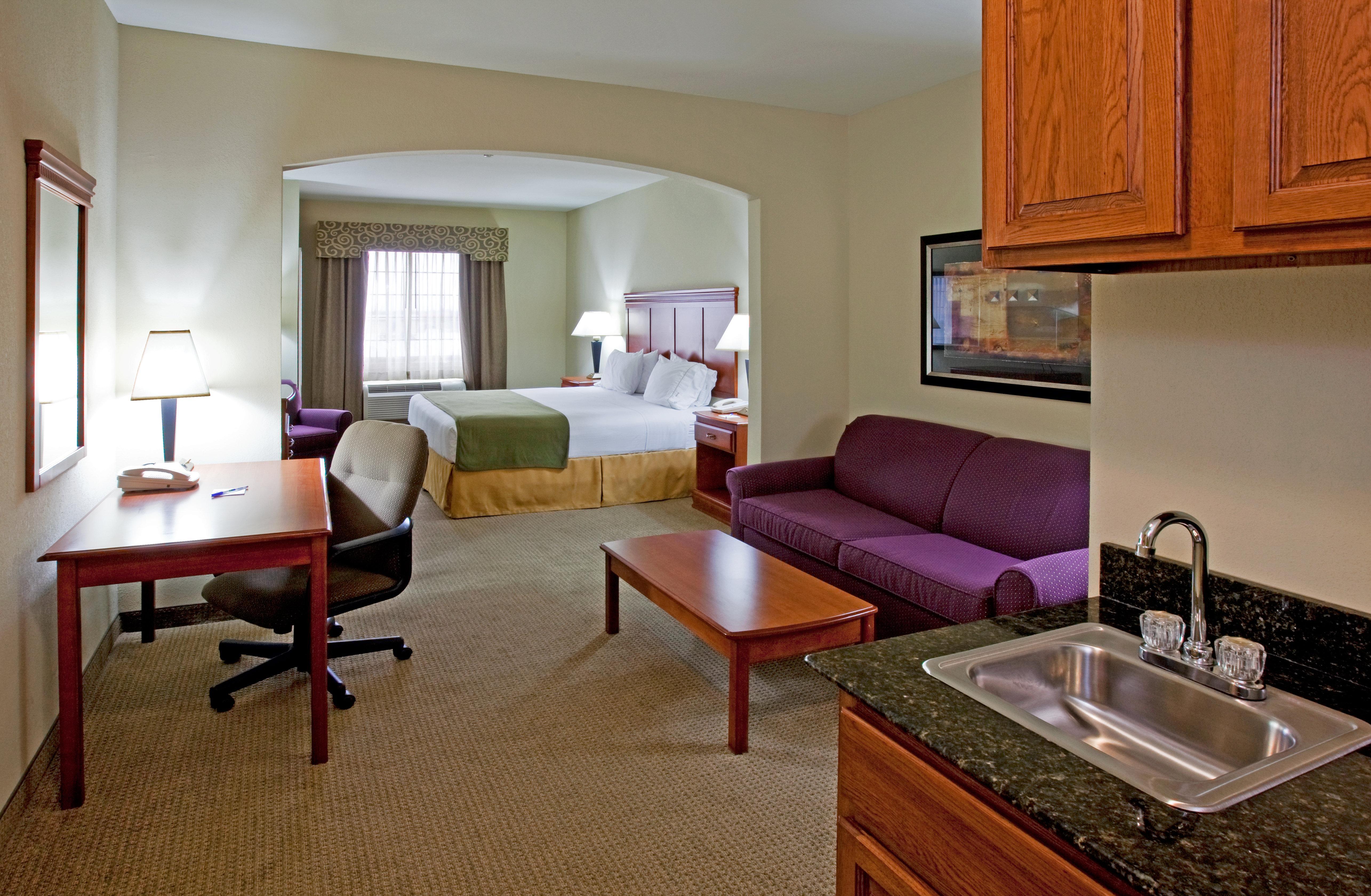 Holiday Inn Express Hotel And Suites Ada By Ihg Cameră foto