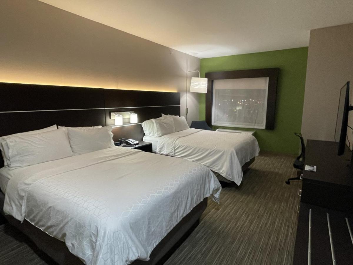 Holiday Inn Express Hotel And Suites Ada By Ihg Exterior foto